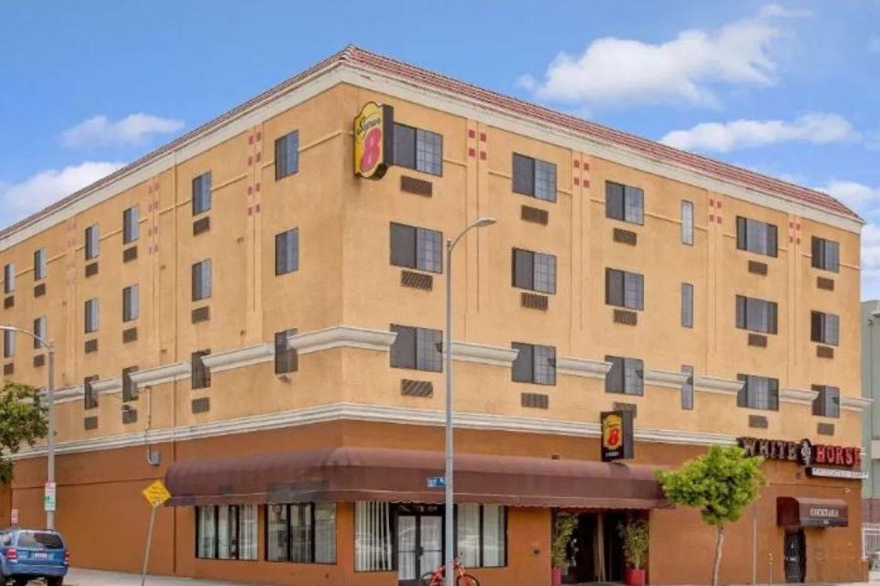Super 8 By Wyndham Hollywood/La Area Motell Los Angeles Exteriör bild